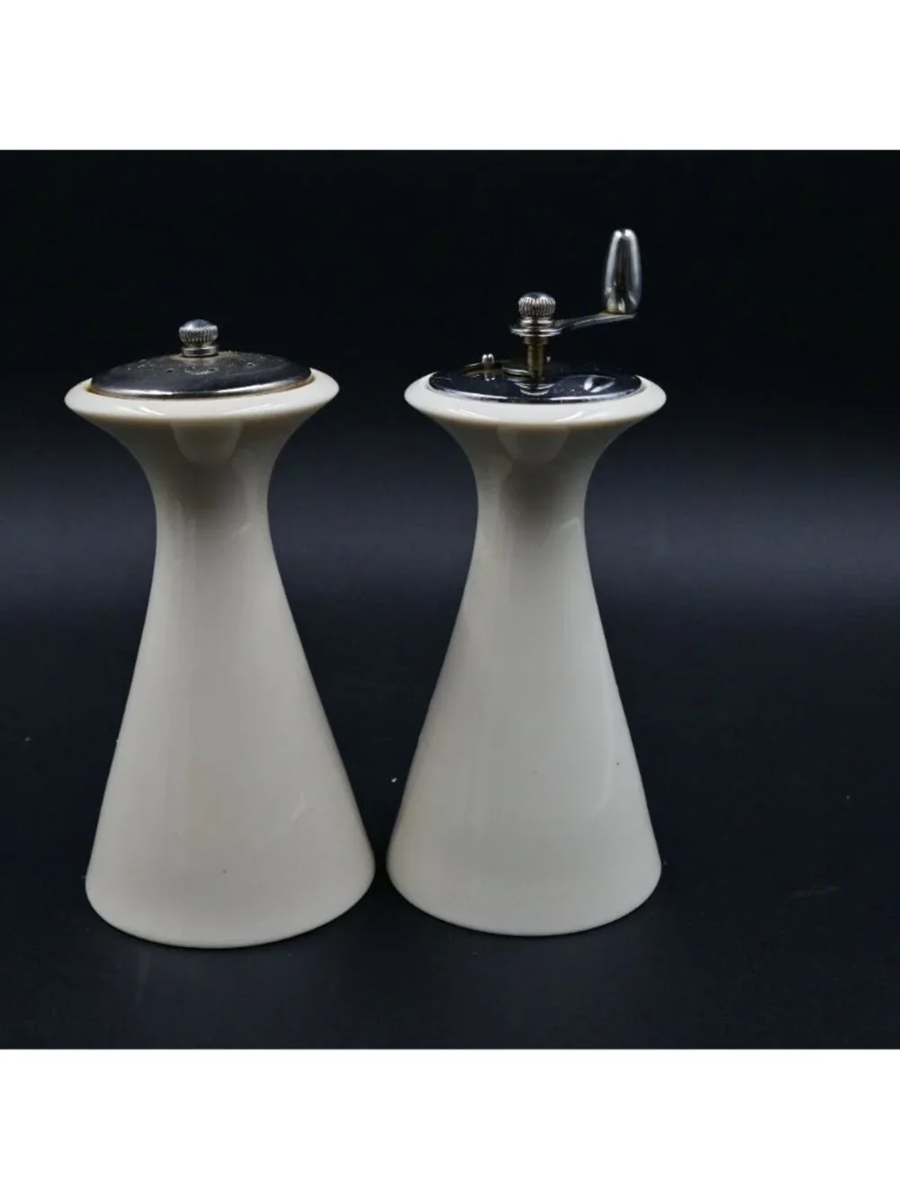 Lenox Kingsley Salt And Pepper Grinder Mill Set